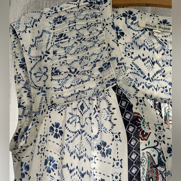 Black Rainn Paisley Print Dress T-Shirt - Picture 2 of 7